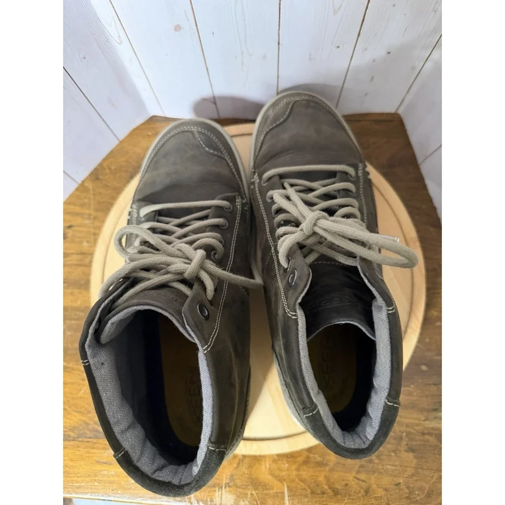 KEEN Glenhaven Mid Men's Size 9.5 Gray Nubuck Leather Shoe Sneaker Ankle Boots